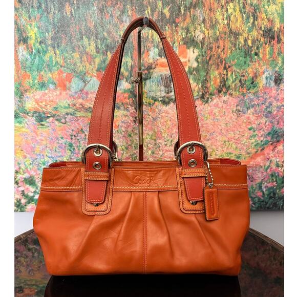 GUC Coach F13732 Soho Pleated Leather Satchel Tote - Picture 2 of 9